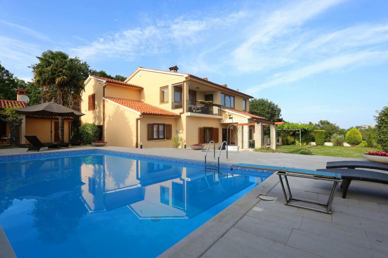 Appartamento House Pauline Labin  Esterno foto